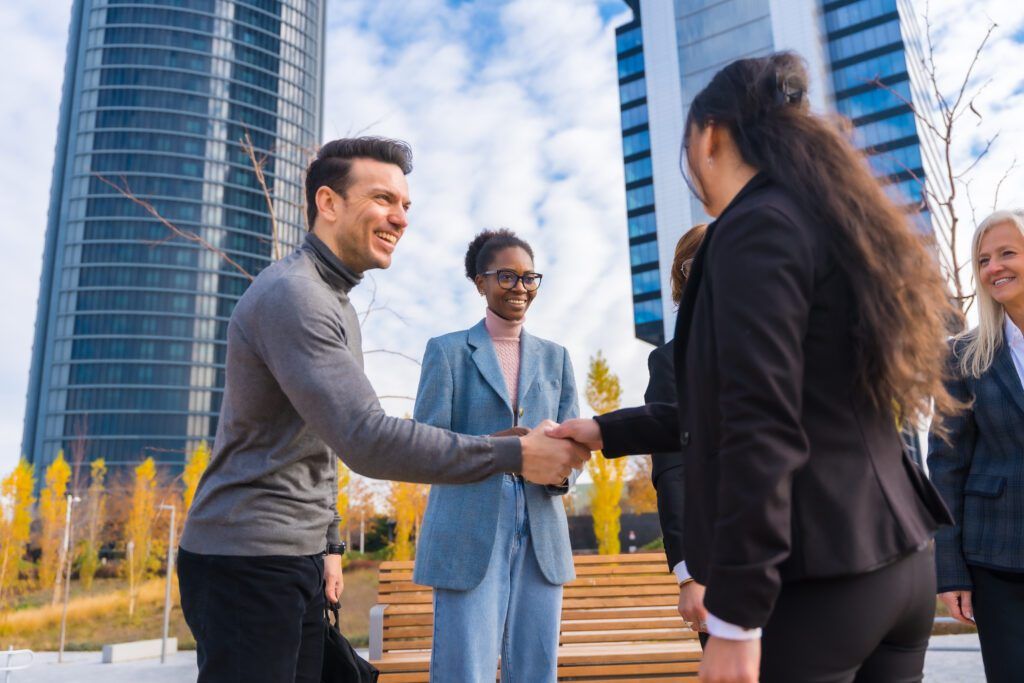 How much do franchise brokers make